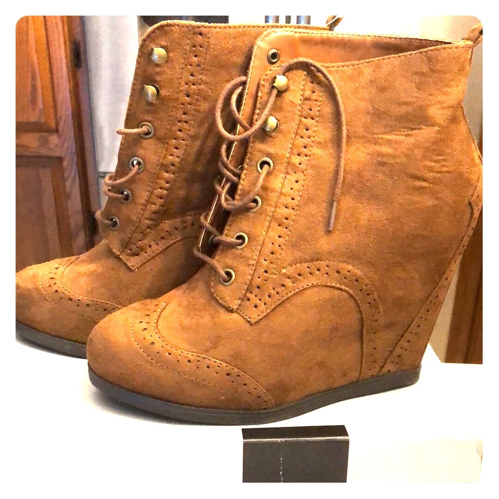 Brand new Suede Wegde Booties